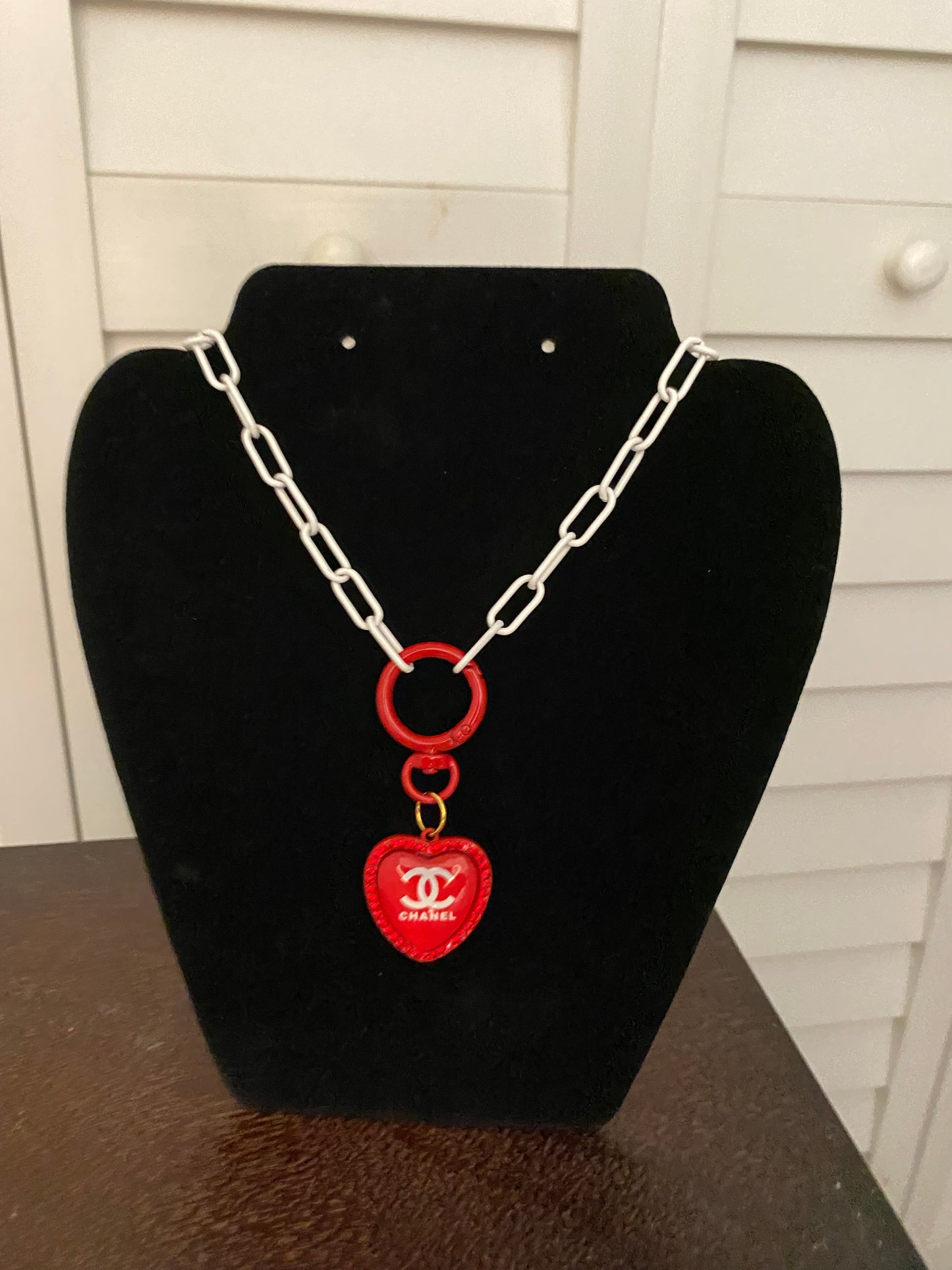 Handmade Designer White & Red Fashion Choker Necklace